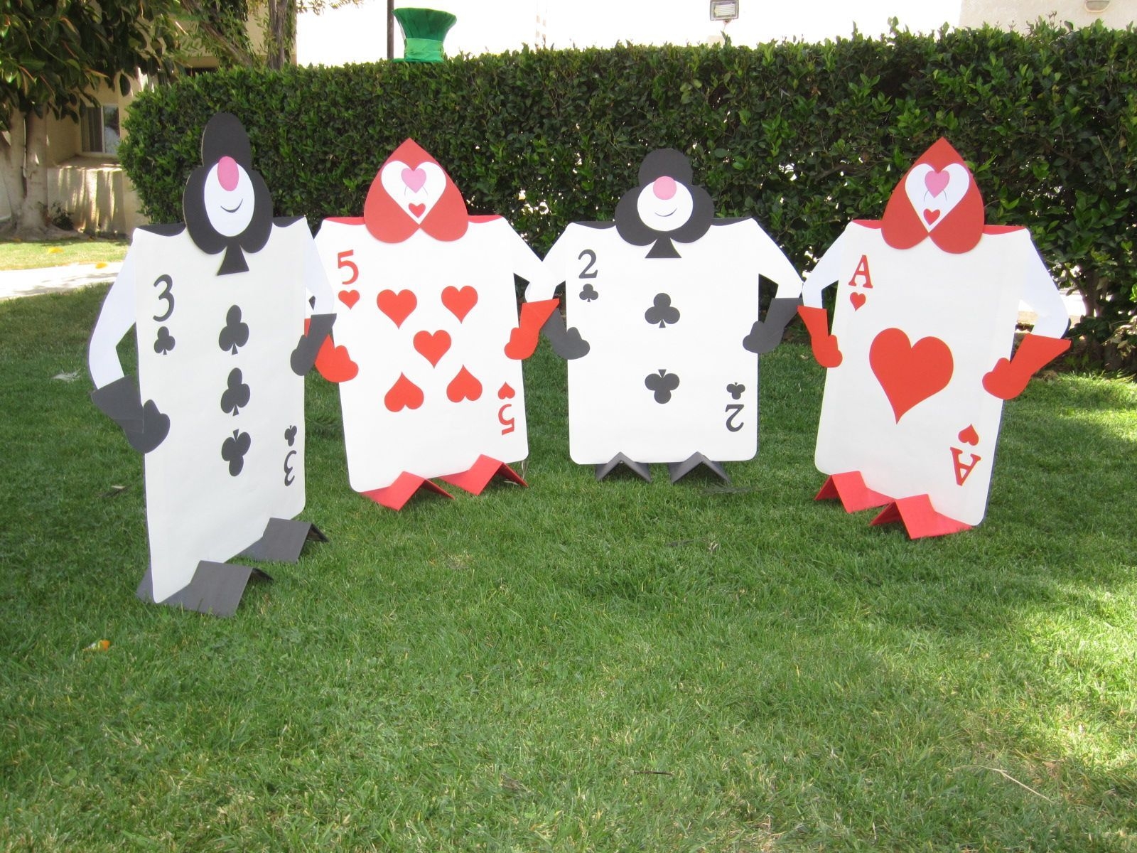 Alice In Wonderland Card Soldiers Printables
